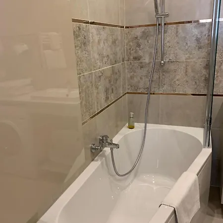 For Groups Apartment