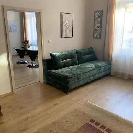 Apartment For Groups *